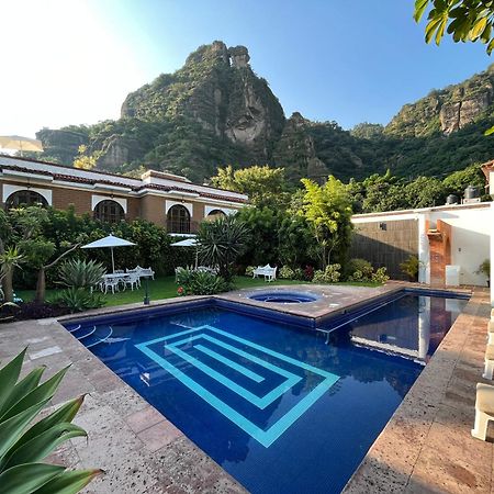 Hotel Hacienda Ventana Del Cielo 테포츨란 외부 사진