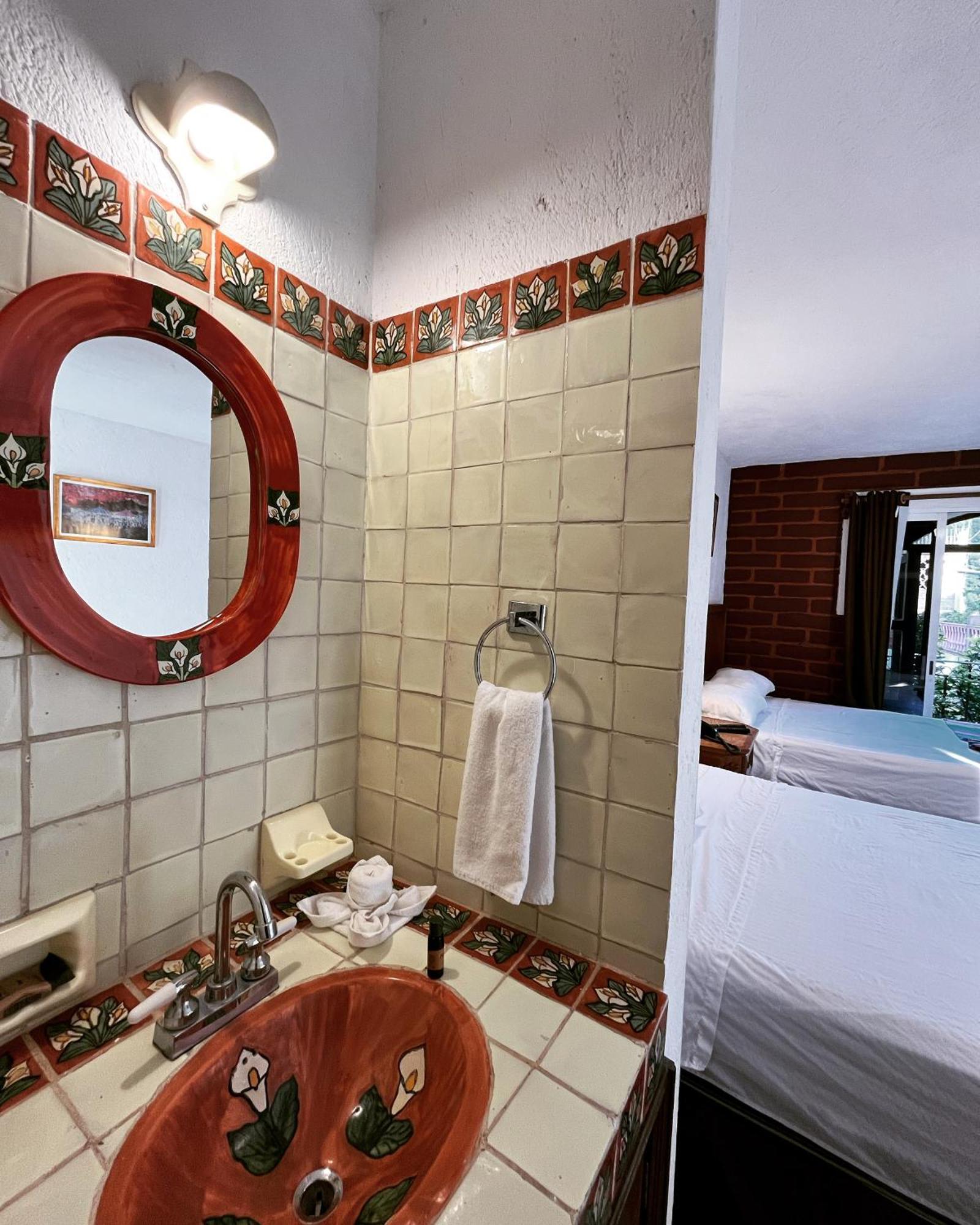 Hotel Hacienda Ventana Del Cielo 테포츨란 외부 사진